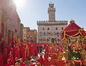 New Moon Tour: the Twilight Saga in Montepulciano